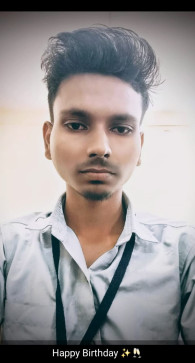 Maxi Maxsmus, 23, India