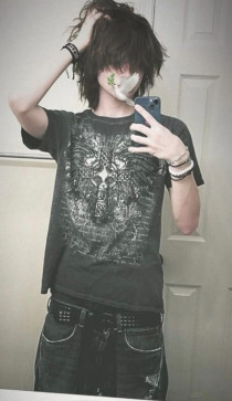 CalebHatesYouu, 19, United States