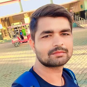 Ideal121, 28, India