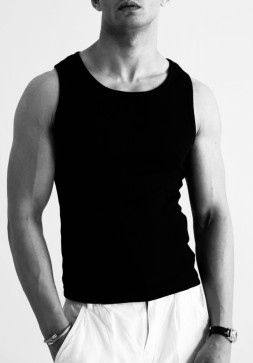 Kenn, 20, India