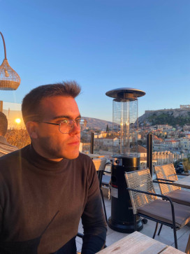 Kostas, 24, Greece