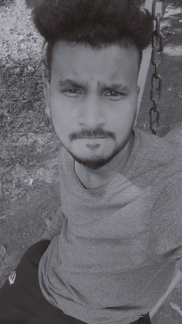 Kartiksuarez, 26, India