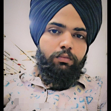 Roman, 27, India