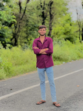 Dipanshu Bainada, 19, India