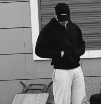 Skander _, 21
