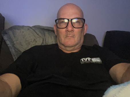Slim, 18, United States