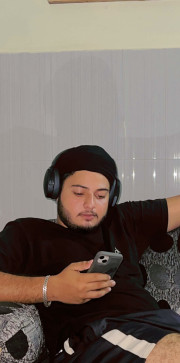 Mani, 20, United States