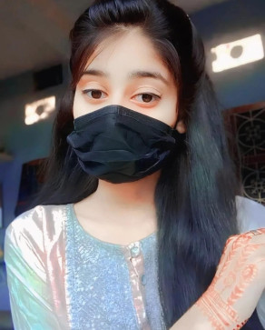 Shanaya, 20, India