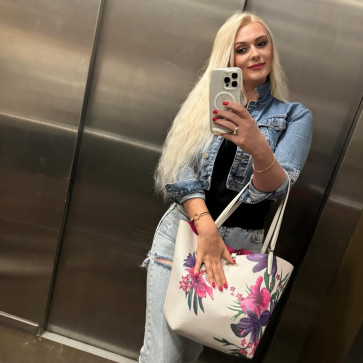 Jen, 37, United States