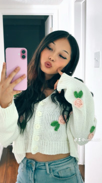 Alicia, 24, United States