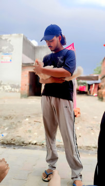 Zaid Saifi, 18, India