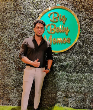Madhav, 32, India