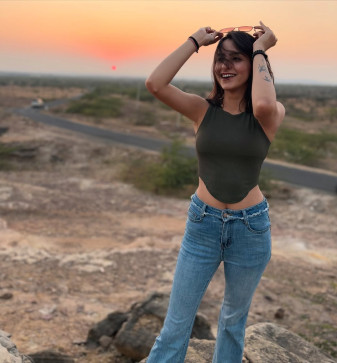 Jullie, 25, India