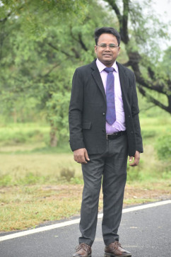 Jatin Sipka, 33, India