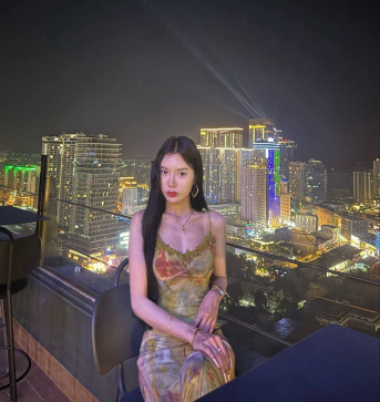 Yang Yang, 35, Philippines