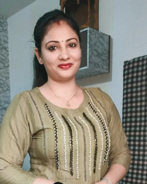 Dimpi, 35, India