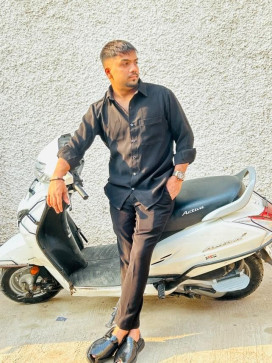 Zain, 21, India