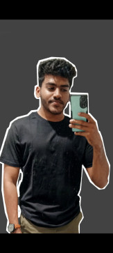 Aryan Naik, 18, India