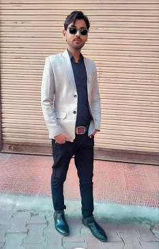 Rajput Vihaan, 28, India