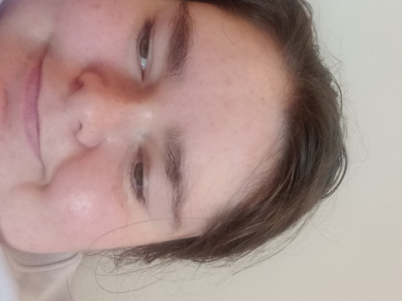 Tara O Suillvan, 18, Ireland