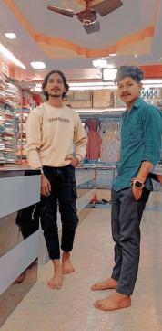 Rana Ji Ha Ji, 18, India