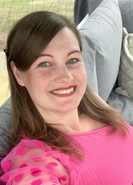 Sarah, 42, United States