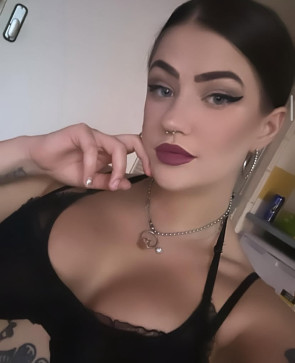 Insult Me, 27, Australia