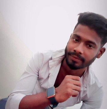 Avi, 28, India