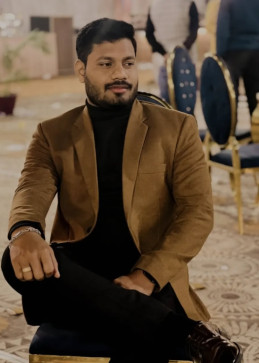 Harsh Srivastava, 29, India