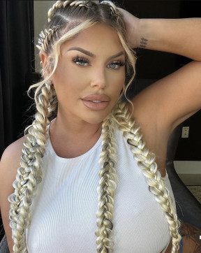 Ashley, 34, United States