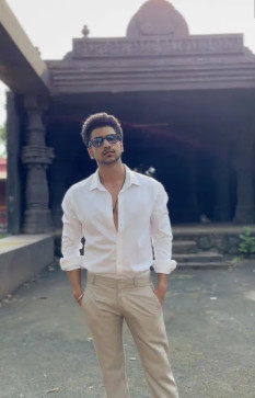 Manish, 20, India