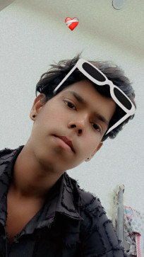 Sunny, 18, India