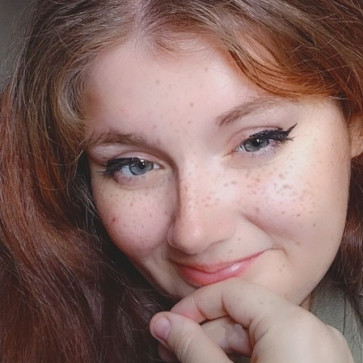 Miss B, 21, United States