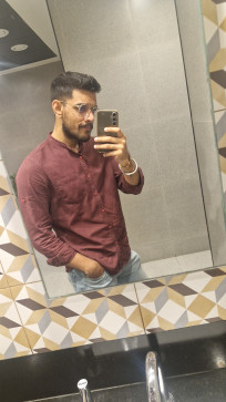 Akki, 29, India