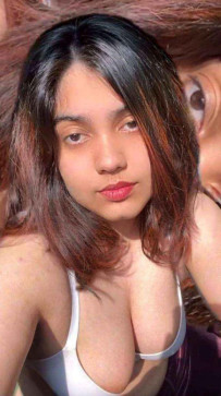 Poojaaadarling, 26, India