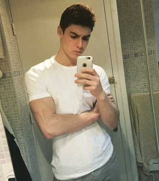 Cevin, 25, Switzerland