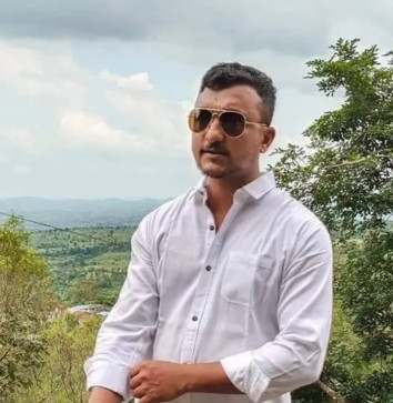 Amit, 32, India