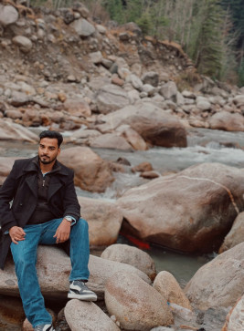 Stranger, 25, India