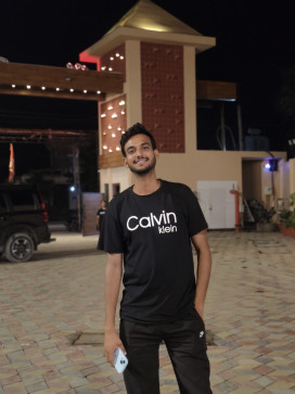 Muzammil Ali, 18, India