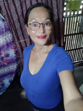 Neneliet Sandoval, 44, Philippines