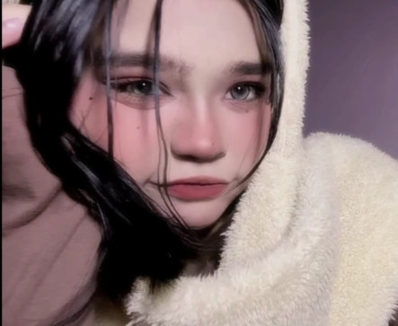 Moon, 22, Malaysia