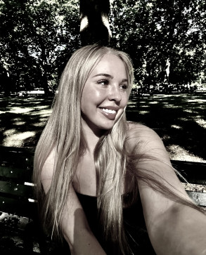 Dorothy, 37, Canada