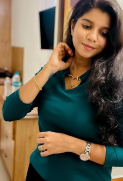 Akshara Akshuuu, 21, India