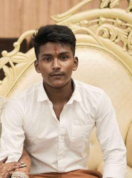 VIKASH RAJBHAR, 18, India