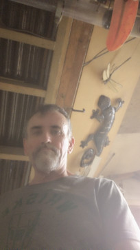 Long Tounge, 38, New Zealand