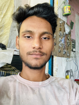 Shaan, 20, India