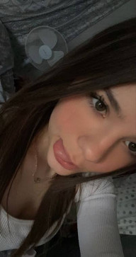Anna F18, 18, United States