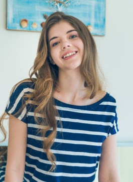 Jennie, 20, India