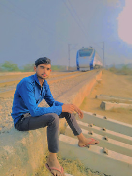 Yash, 18, India
