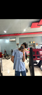 Paras Sahu, 19, India